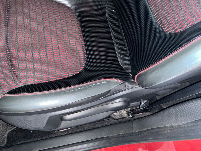 Renault Captur 1.5 dCi Energy Helly Hansen 2014 – снимка 23