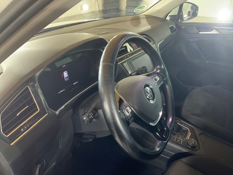 Volkswagen Tiguan 2.0 TDI Highline 4Motion BlueMotion Tech 2016 – снимка 25