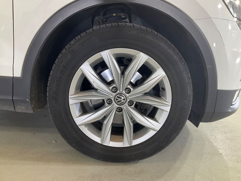 Volkswagen Tiguan 2.0 TDI Highline 4Motion BlueMotion Tech 2016 – снимка 11