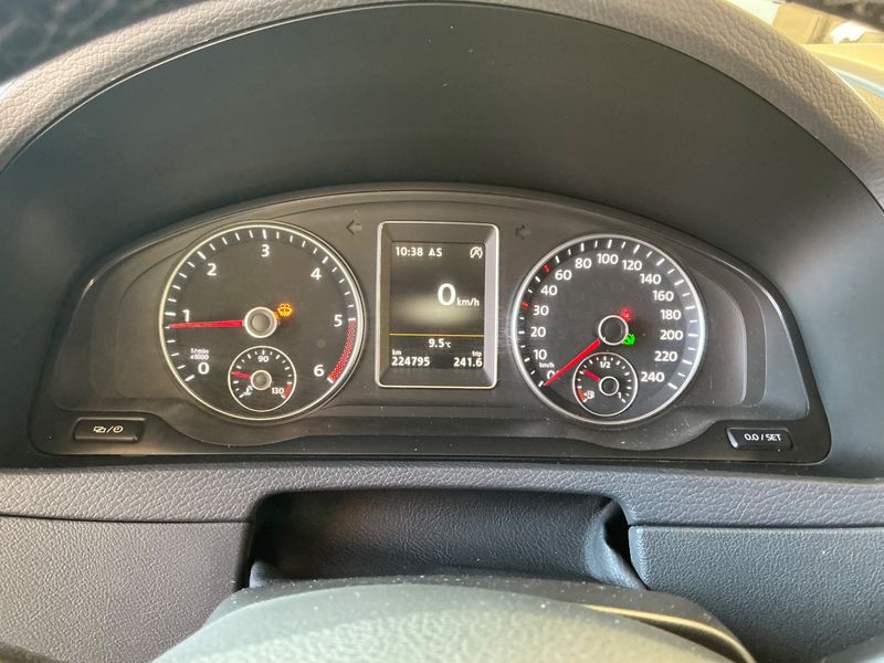 Volkswagen T5 Multivan 2.0 TDI PanAmericana 4Motion 2015 – снимка 19