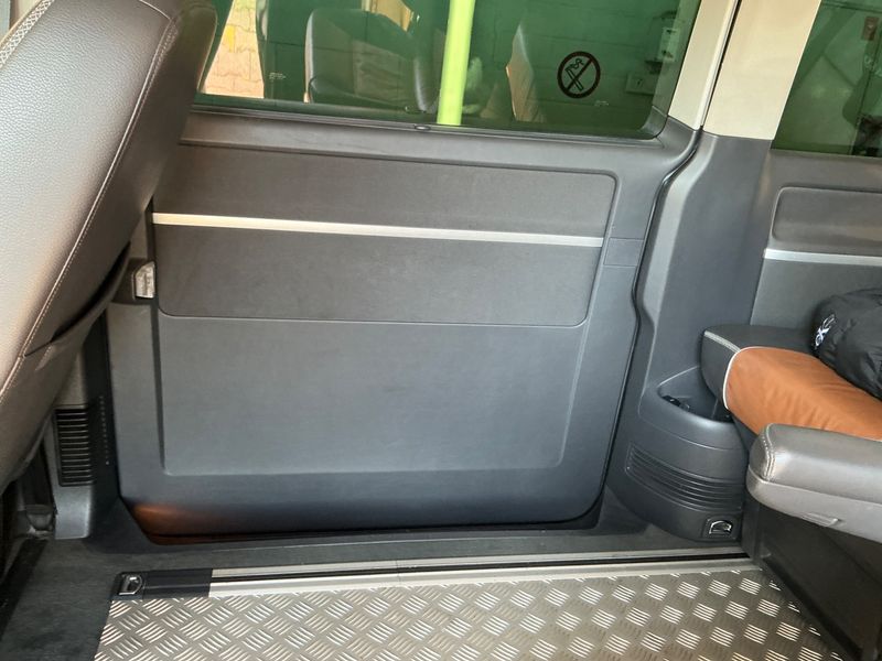 Volkswagen T5 Multivan 2.0 TDI PanAmericana 4Motion 2015 – снимка 37