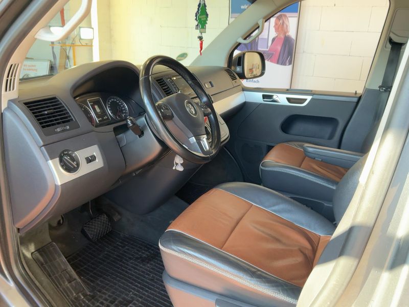 Volkswagen T5 Multivan 2.0 TDI PanAmericana 4Motion 2015 – снимка 17