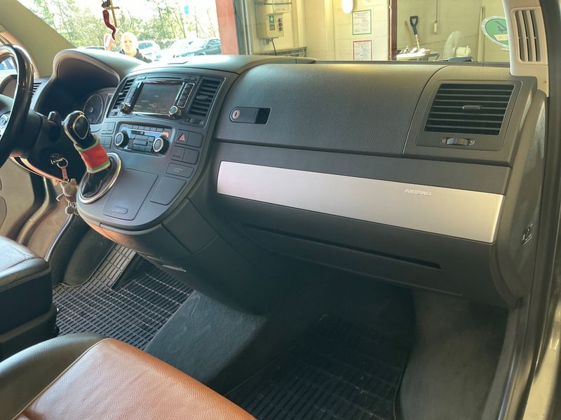 Volkswagen T5 Multivan 2.0 TDI PanAmericana 4Motion 2015 – снимка 31