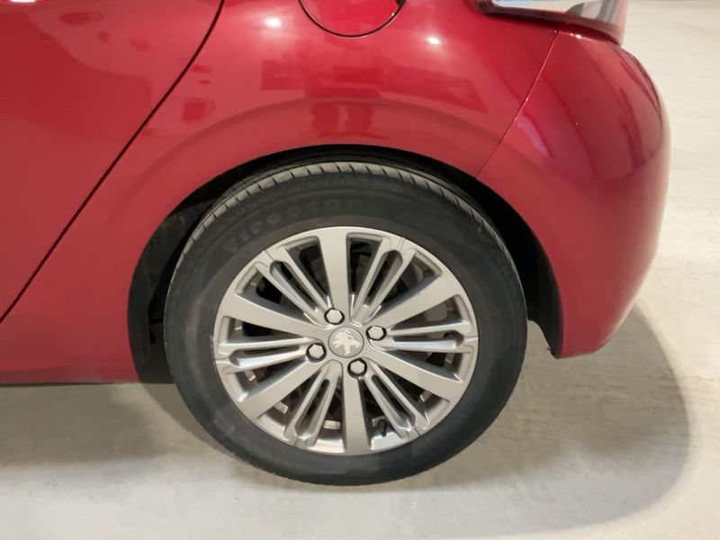 Peugeot 208 1.2 VTi Allure 2017 – снимка 5