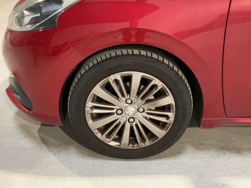 Peugeot 208 1.2 VTi Allure 2017 – снимка 3