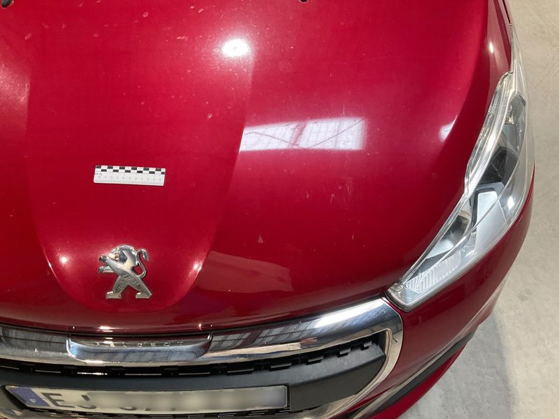 Peugeot 208 1.2 VTi Allure 2017 – снимка 30