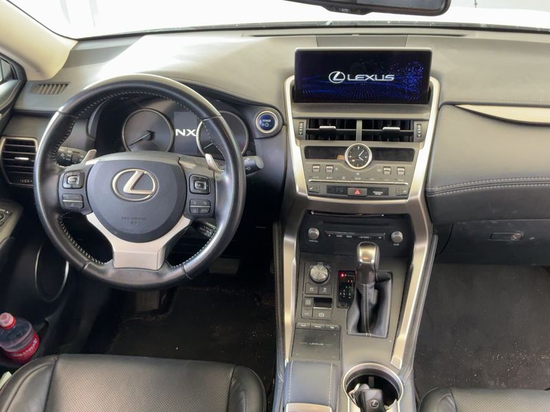 Lexus NX-Serie NX 300h E-Four Executive Line 2018 – снимка 17