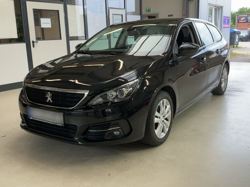 Peugeot 308 1.5 Blue-HDi Active Business 2018 – снимка 1