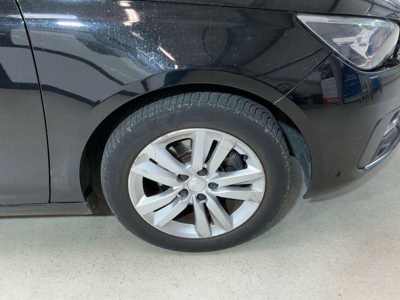 Peugeot 308 1.5 Blue-HDi Active Business 2018 – снимка 11