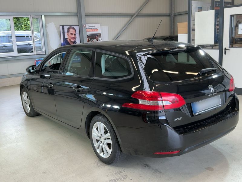 Peugeot 308 1.5 Blue-HDi Active Business 2018 – снимка 6