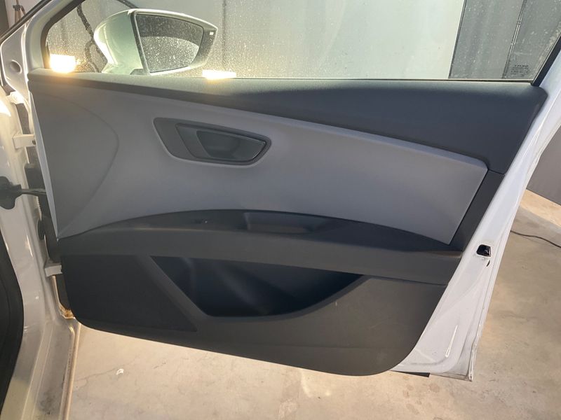 Seat Leon 1.0 TSI Reference 2016 – снимка 38