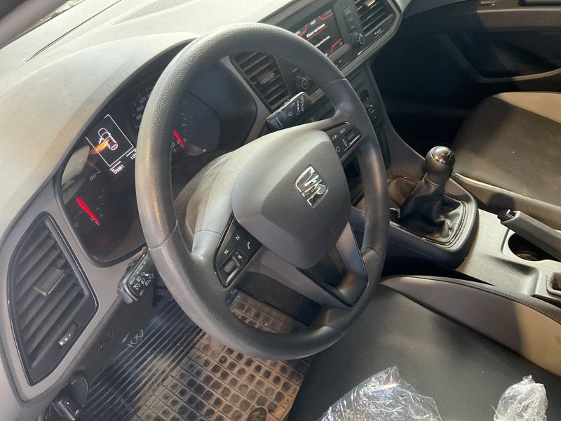 Seat Leon 1.0 TSI Reference 2016 – снимка 34