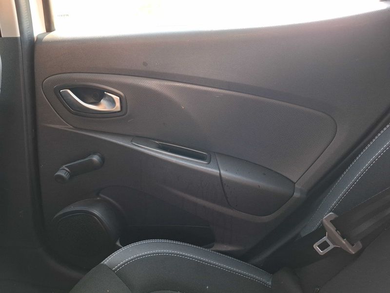 Renault Clio 1.5 dCi Energy Air 2017 – снимка 43