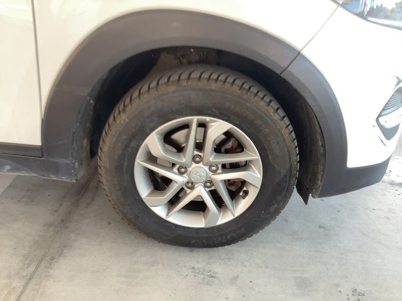 Hyundai Tucson 1.7 CRDi Essence BlueDrive 2WD 2016 – снимка 11