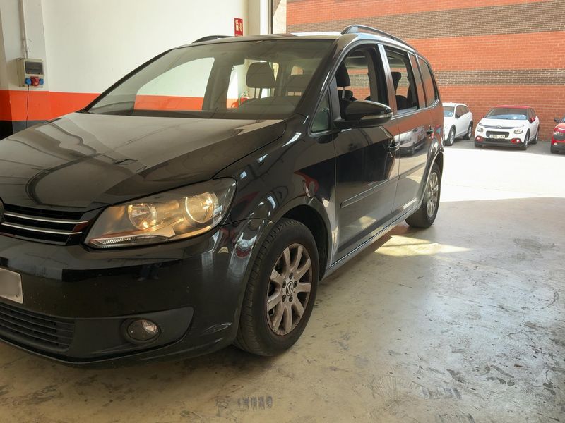 Volkswagen Touran 1.6 TDI Edition 2012 – снимка на щета