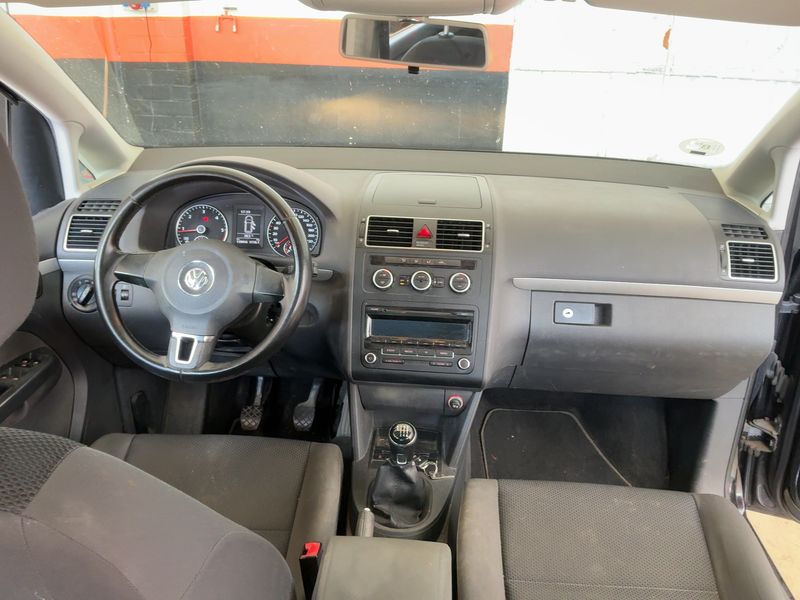 Volkswagen Touran 1.6 TDI Edition 2012 – снимка 12