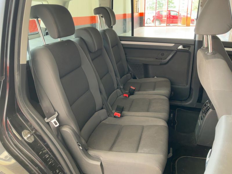 Volkswagen Touran 1.6 TDI Edition 2012 – снимка 14