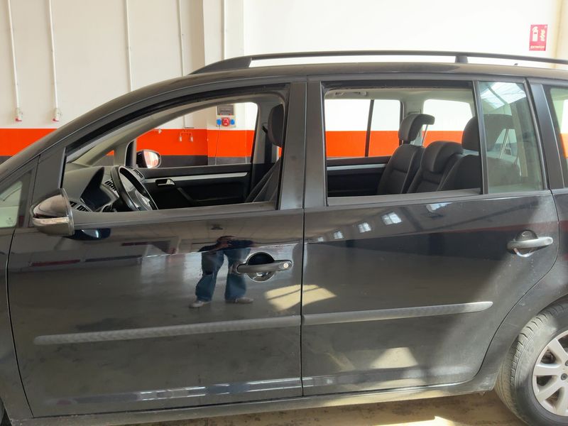 Volkswagen Touran 1.6 TDI Edition 2012 – снимка на щета