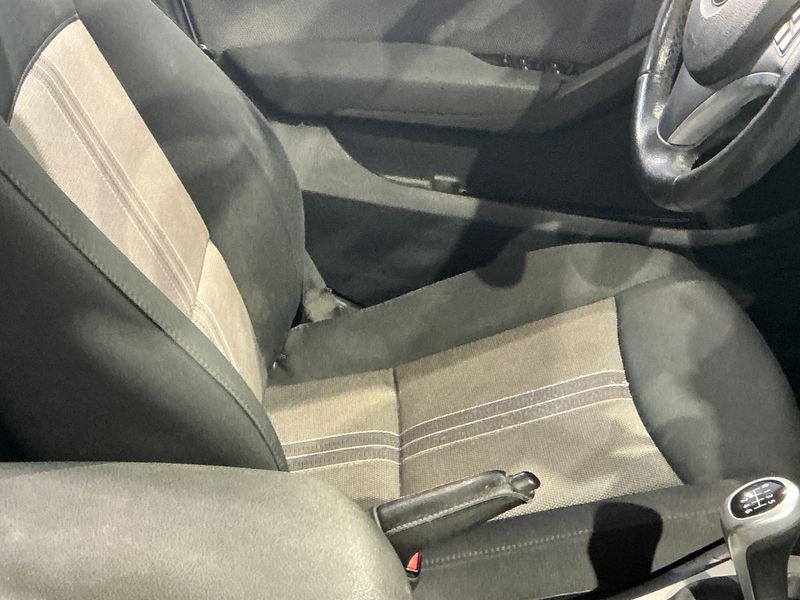 BMW X1 sDrive 18d 2011 – снимка 25