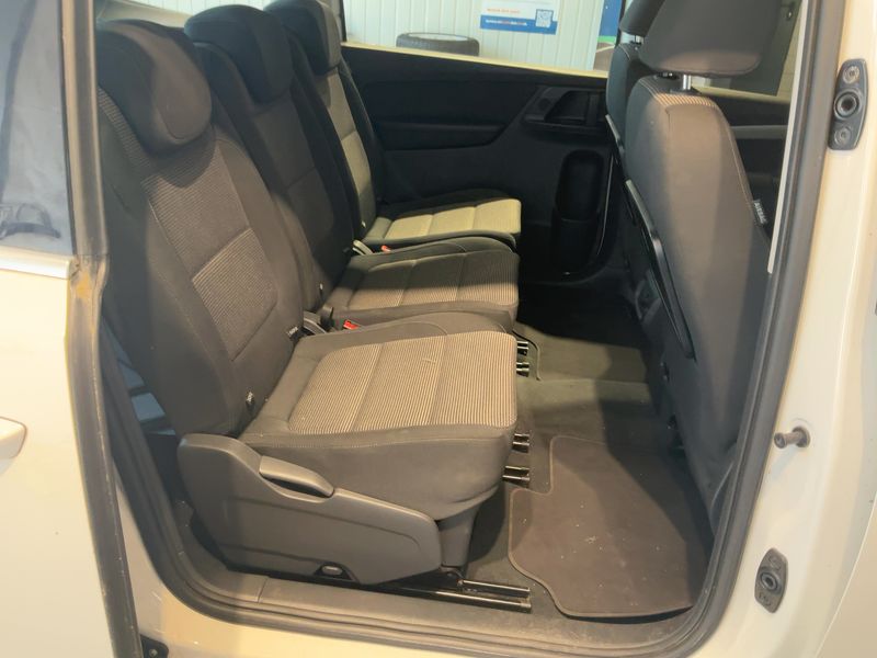 Volkswagen Sharan 2.0 TDI Comfortline BlueMotion Tech 2011 – снимка 19