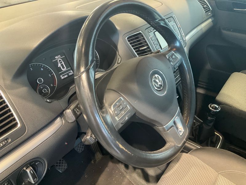 Volkswagen Sharan 2.0 TDI Comfortline BlueMotion Tech 2011 – снимка 21