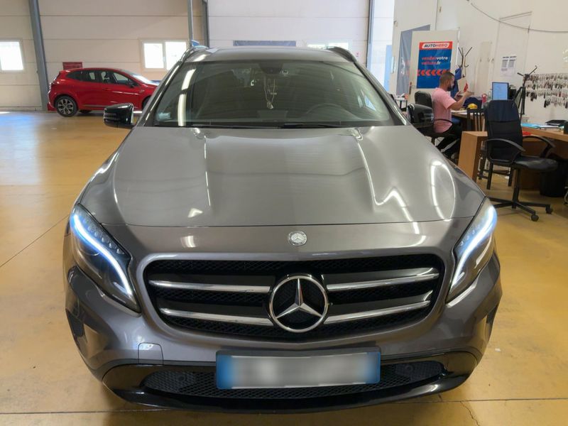 Mercedes-Benz GLA-Klasse GLA 220 d 4Matic 2014 – снимка 14