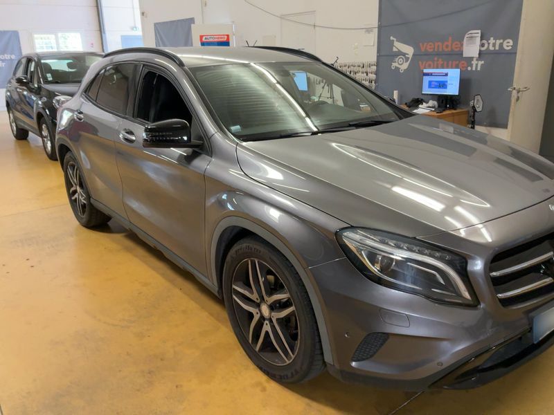 Mercedes-Benz GLA-Klasse GLA 220 d 4Matic 2014 – снимка 12