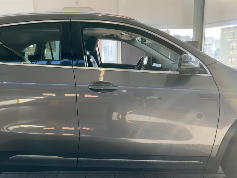 Mercedes-Benz GLA-Klasse GLA 200 d Progressive 2021 – снимка 10