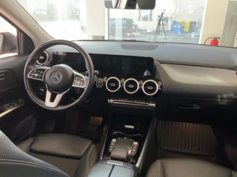 Mercedes-Benz GLA-Klasse GLA 200 d Progressive 2021 – снимка 17