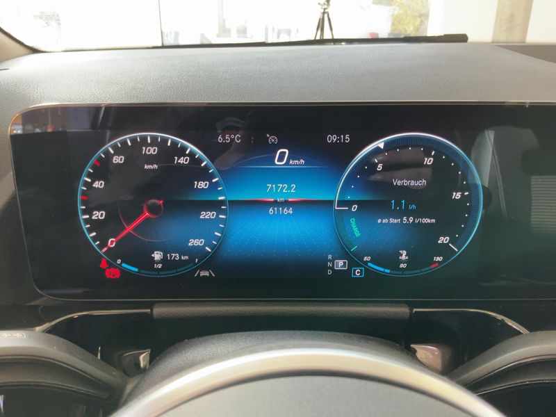 Mercedes-Benz GLA-Klasse GLA 200 d Progressive 2021 – снимка 18
