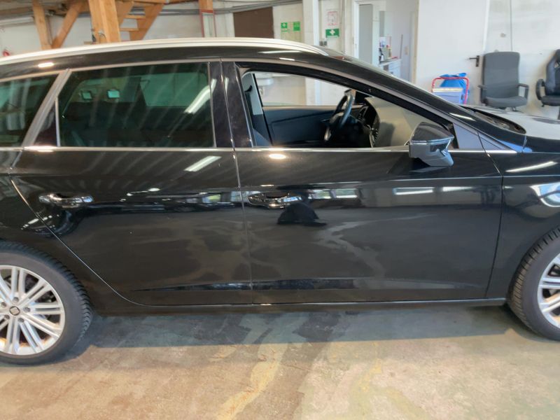 Seat Leon 2.0 TDI Xcellence 2019 – снимка 10