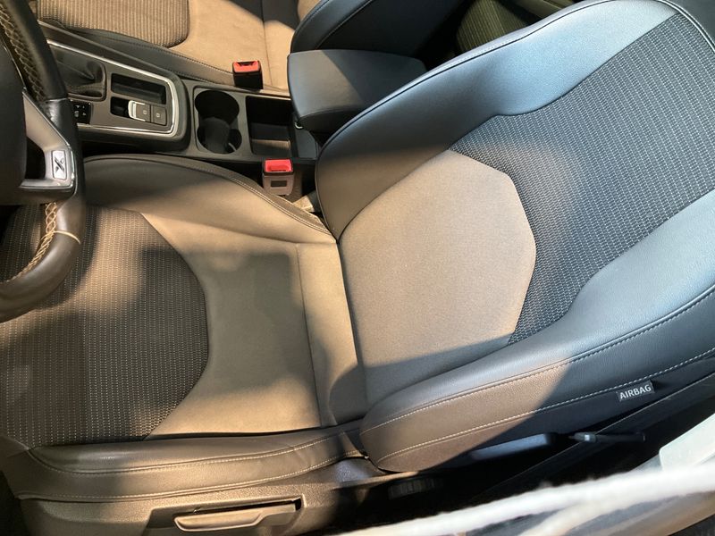 Seat Leon 2.0 TDI Xcellence 2019 – снимка 32