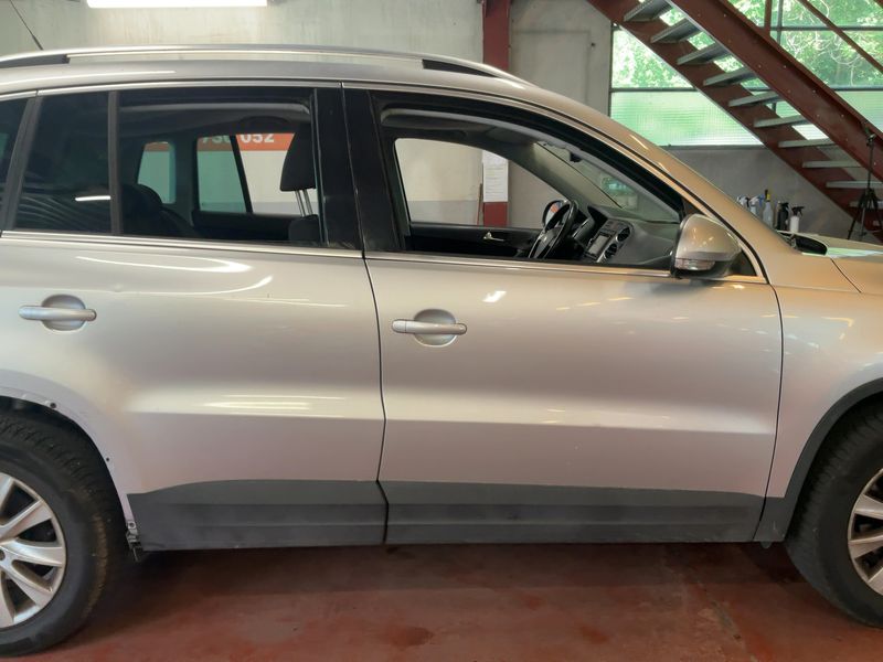 Volkswagen Tiguan 2.0 TDI Sport & Style 4Motion 2007 – снимка 10