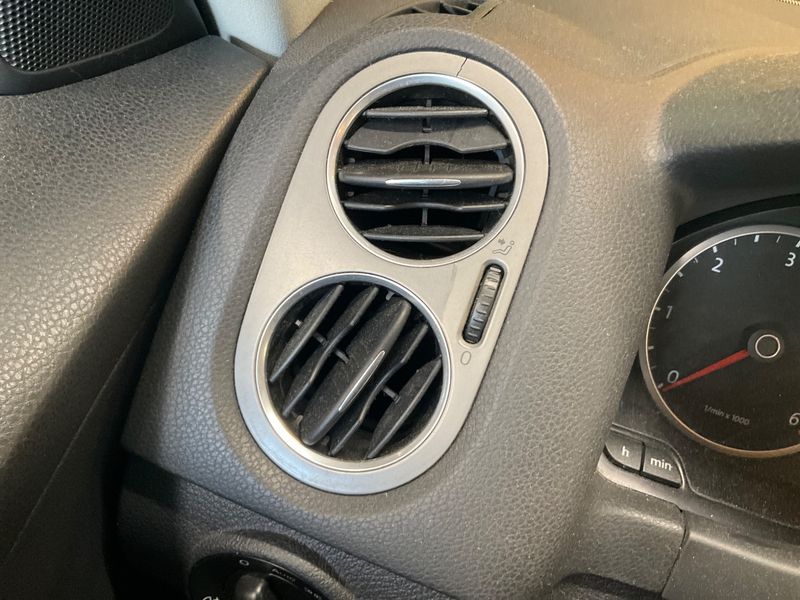 Volkswagen Tiguan 2.0 TDI Sport & Style 4Motion 2007 – снимка 31