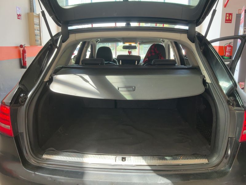 Audi A4 2.0 TDI 2012 – снимка 10
