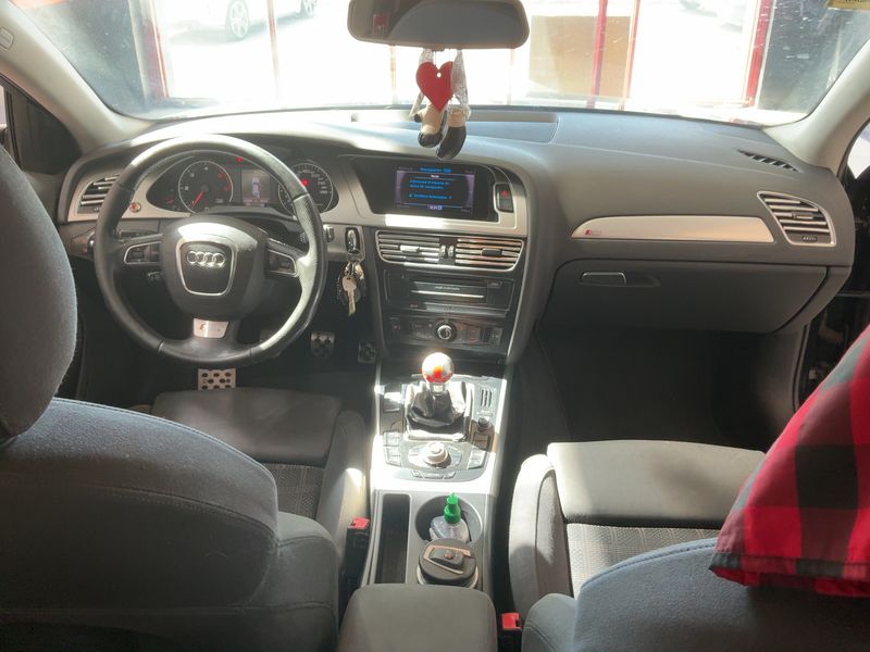 Audi A4 2.0 TDI 2012 – снимка 12