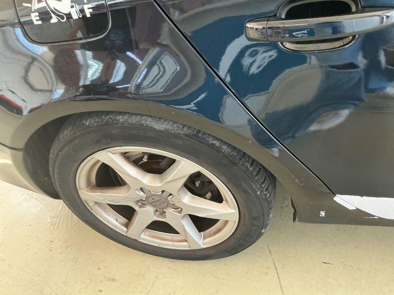 Audi A4 2.0 TDI 2012 – снимка на щета
