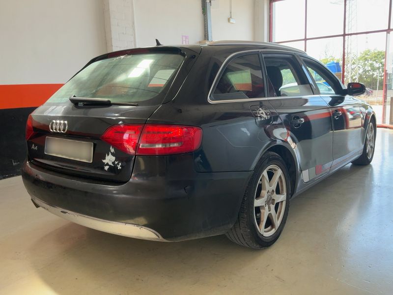 Audi A4 2.0 TDI 2012 – снимка на щета