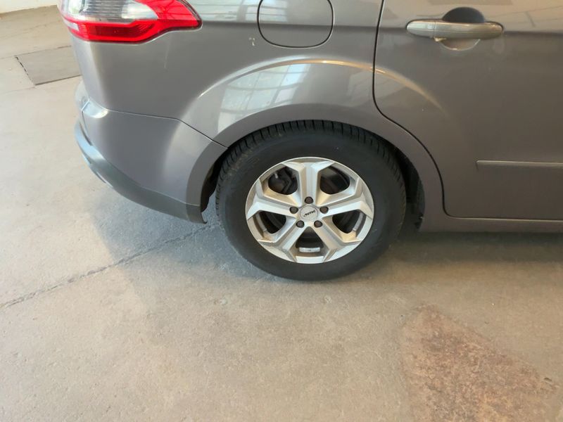 Ford S-Max 2.2 TDCi Titanium 2014 – снимка 9