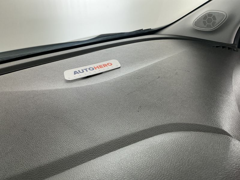 Opel Karl 1.0 120 Jahre Start/Stop 2019 – снимка 33