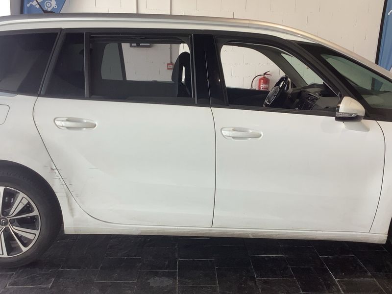 Citroen C4 Grand Picasso 1.6 Blue-HDi Feel 2018 – снимка 10