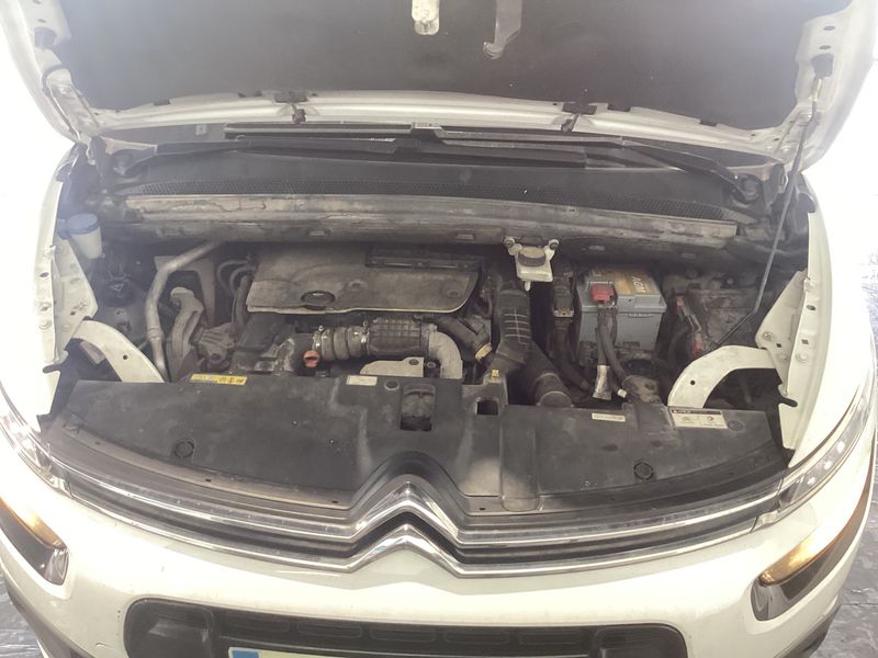 Citroen C4 Grand Picasso 1.6 Blue-HDi Feel 2018 – снимка 31