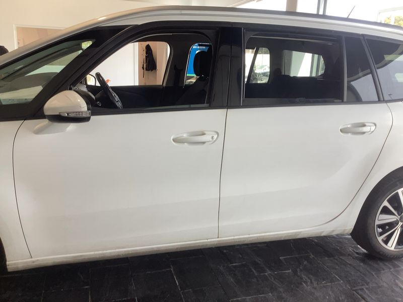 Citroen C4 Grand Picasso 1.6 Blue-HDi Feel 2018 – снимка 4