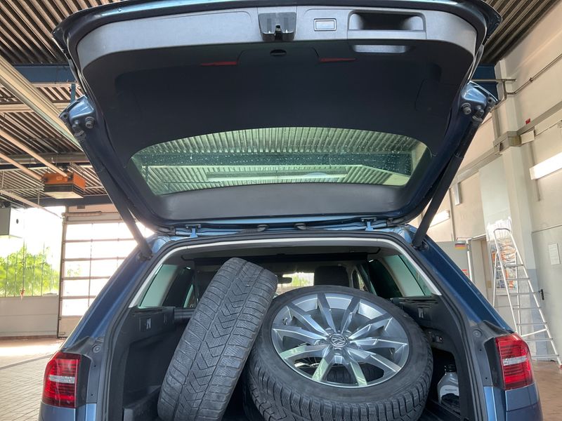 Volkswagen Passat 2.0 TDI Highline BlueMotion Tech 2016 – снимка 39