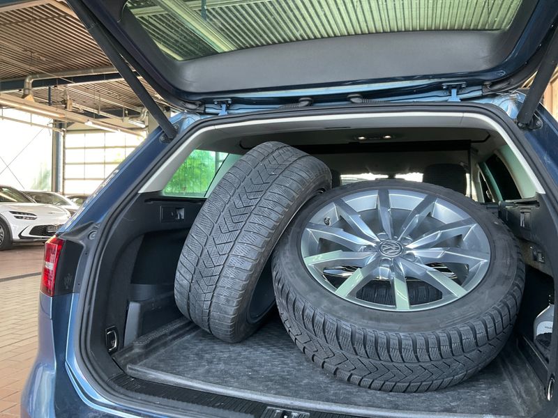 Volkswagen Passat 2.0 TDI Highline BlueMotion Tech 2016 – снимка 28