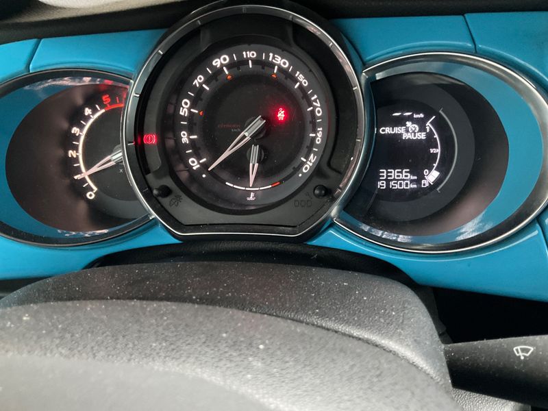 Citroen DS3 1.6 HDi Executive 2013 – снимка 4