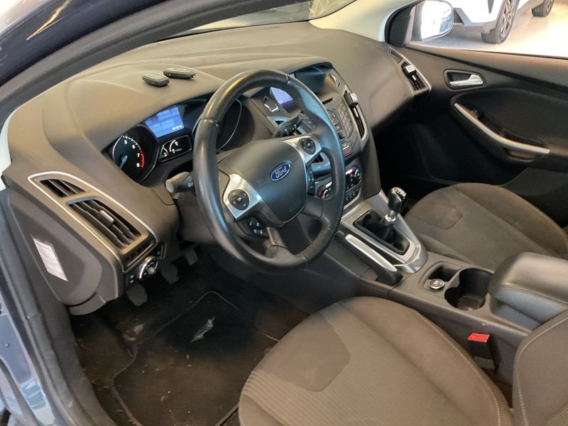 Ford Focus 1.6 EcoBoost Titanium 2012 – снимка 3
