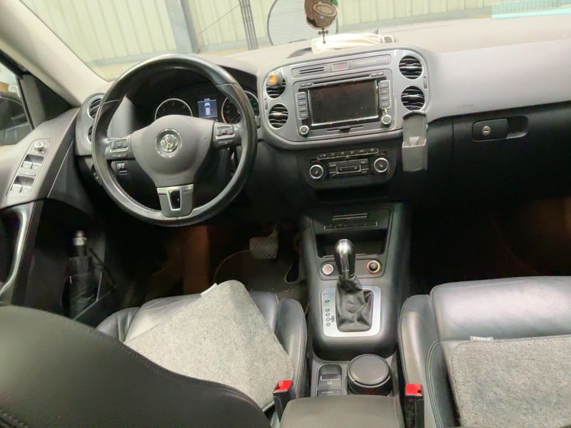Volkswagen Tiguan 2.0 TDI Sport & Style 4Motion 2014 – снимка 18