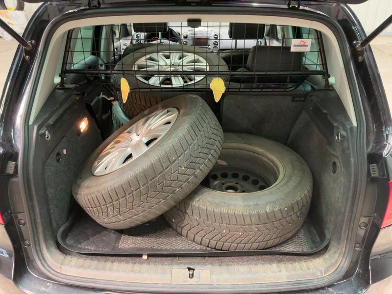 Volkswagen Tiguan 2.0 TDI Sport & Style 4Motion 2014 – снимка 16