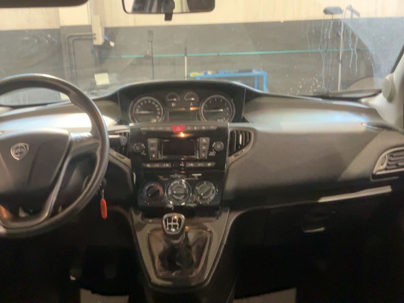 Lancia Ypsilon 1.2 LPG Elefantino Blu 2018 – снимка 17